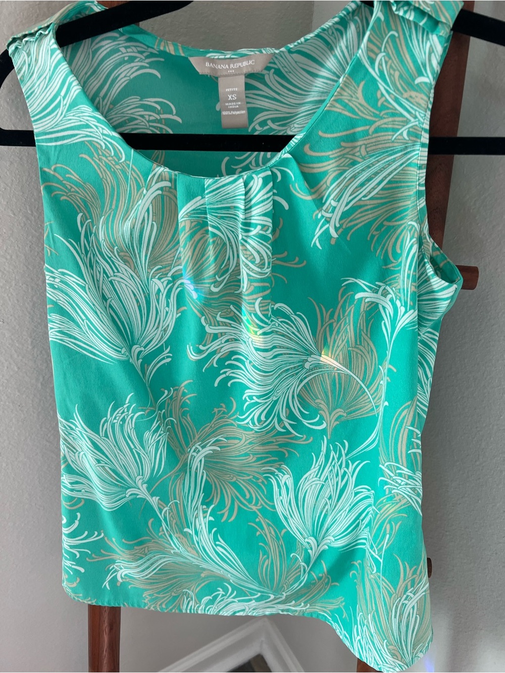 Banana Republic Teal and White Floral Sleeveless Camisole